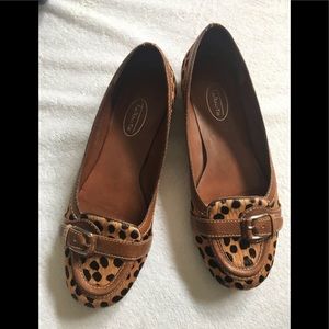 Leopard print flats